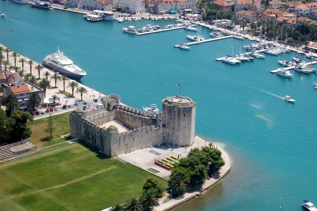 Trogir, Island Ciovo, Dalmatia - Ap. Kadulja 1