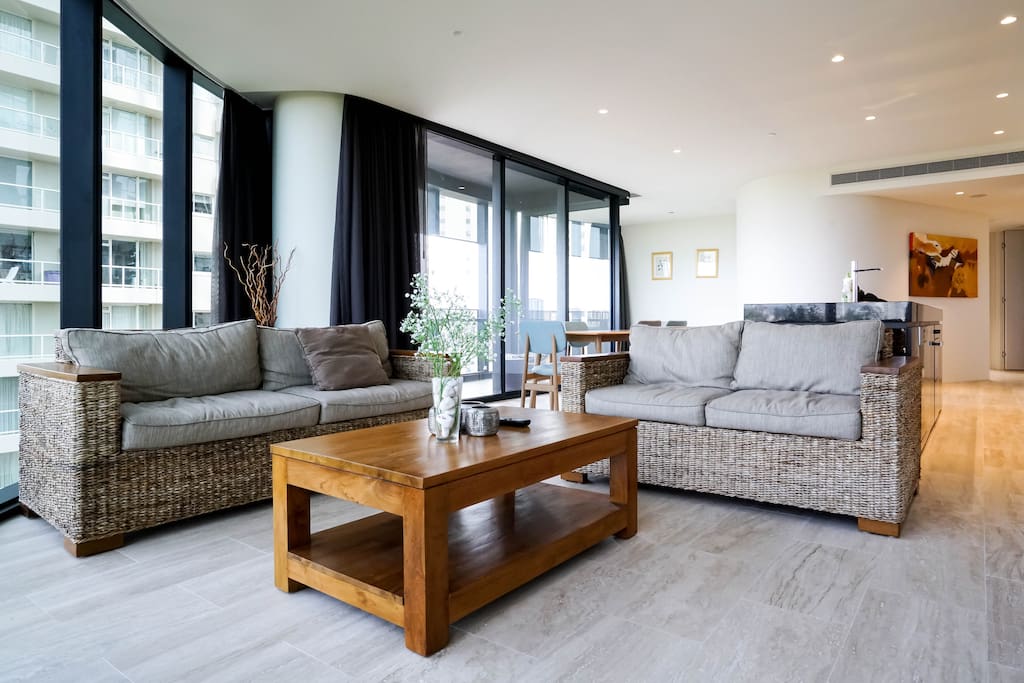 High Quality Furnitures in Living Room