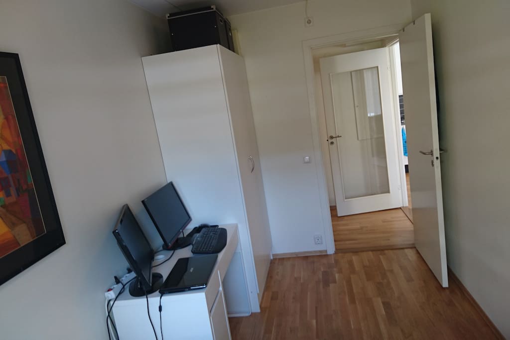 Bedroom has a PC working table