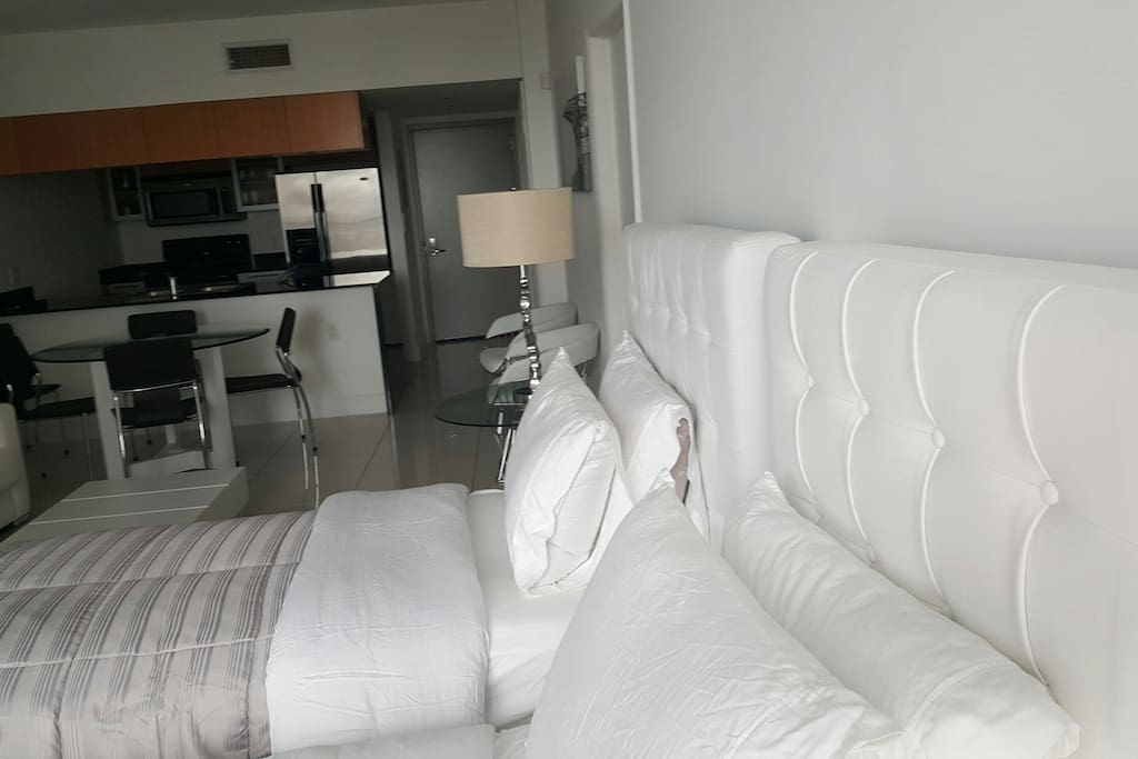 SUITE 2 SINGER BED AND 1 DOBLE SOFA.