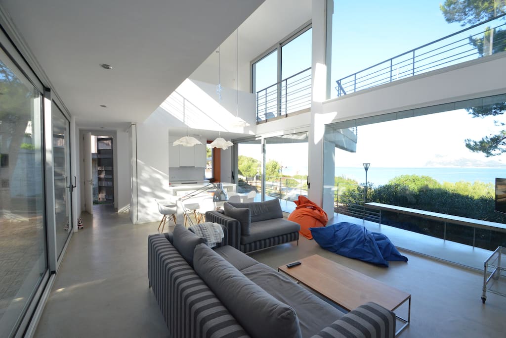 Lighty living room in front of the sea