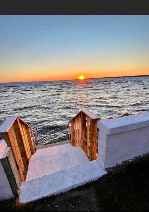 Waterfront Beach House Oneida Lake, Lakeshore View
