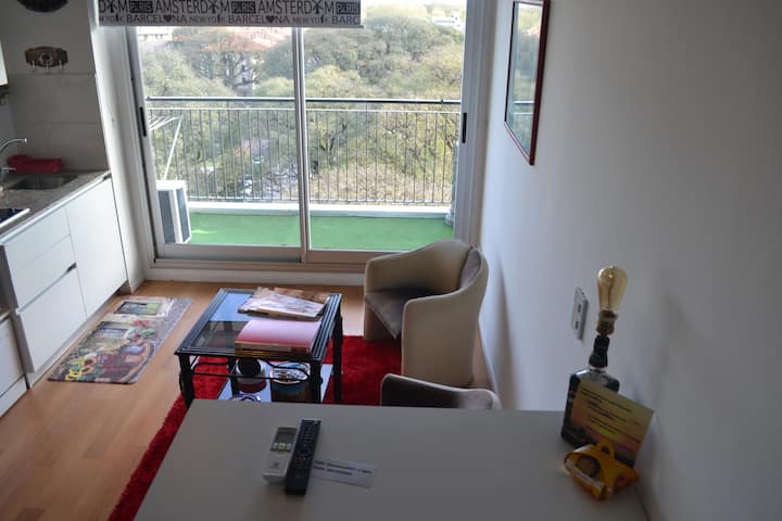 Departamento de 1 dormitorio en Chacarita con balcón y amenities