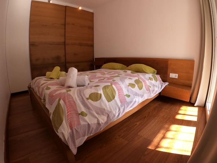 Dhomë gjumi 2