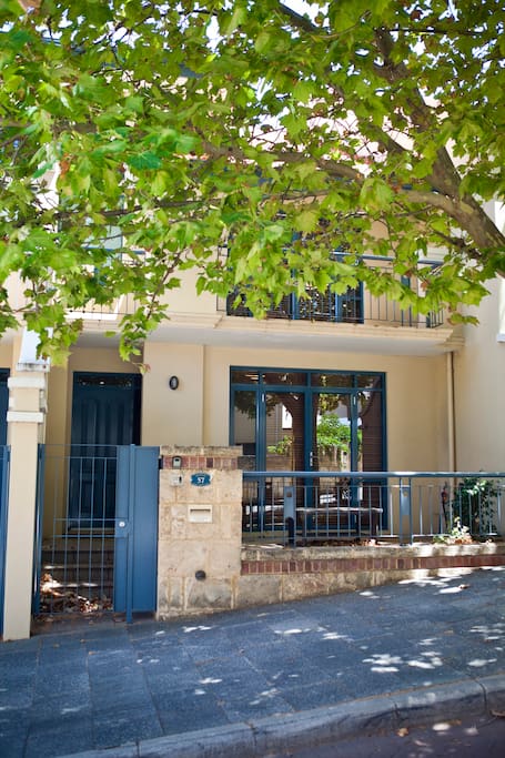 Townhouse- Street View