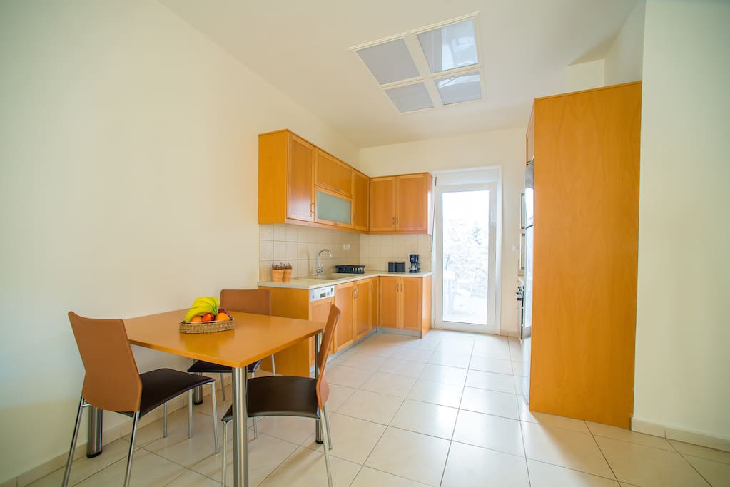 Kitchen & dining table corner view