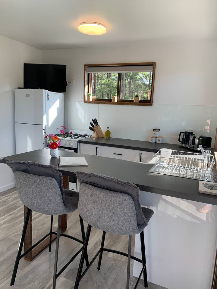 Gum Nut Eco Cottage - Myall Lakes National Park