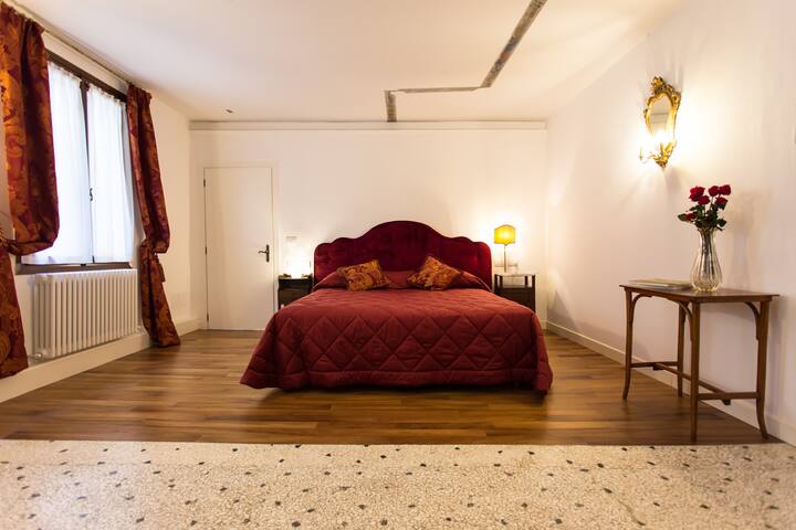 Ca’ Nal – GONDOLA – S.Mark -Rialto