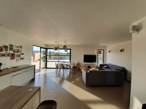 Top Airbnb: Villa with heated pool for 6 to 8 people, 1 km from the beach à Lecci