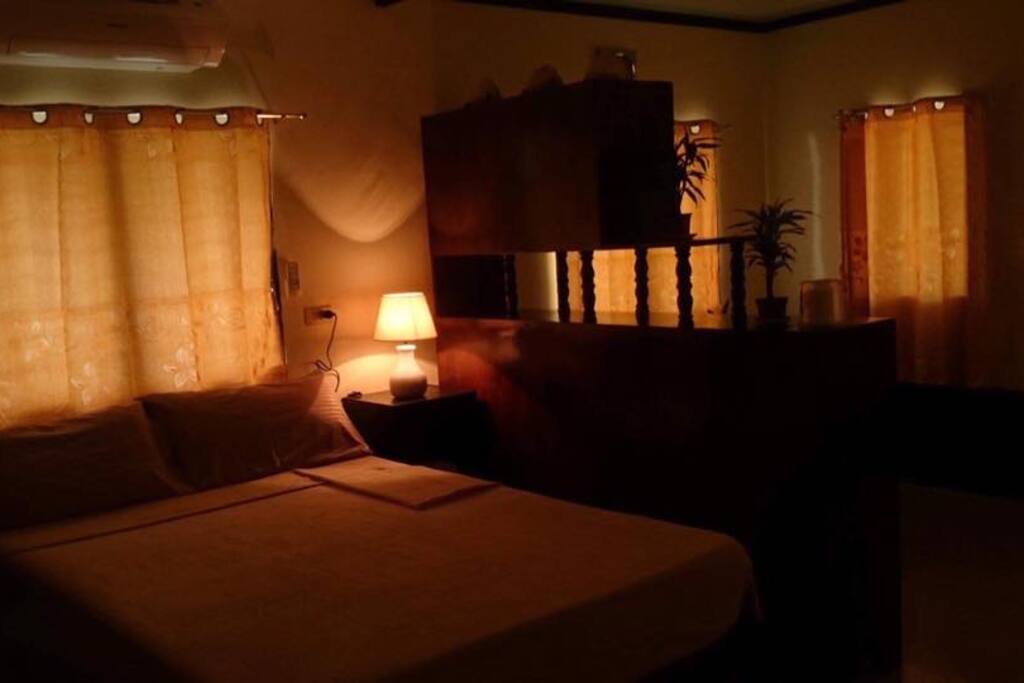 BEDROOM 1