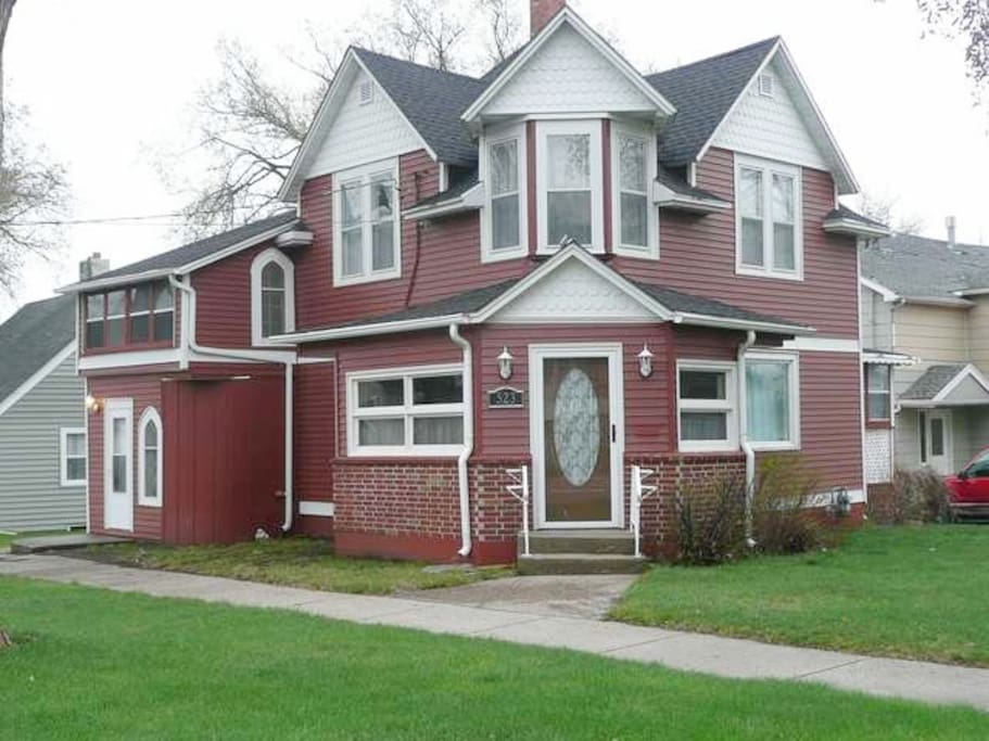 The Dollhouse in downtown Bismarck Houses for Rent in Bismarck, North
