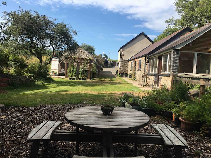 Narberth Holiday Rentals & Homes Wales, United Kingdom Airbnb