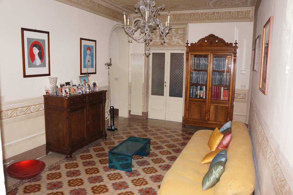 reception room
