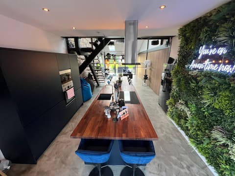 The Backhouse @ Silverbank