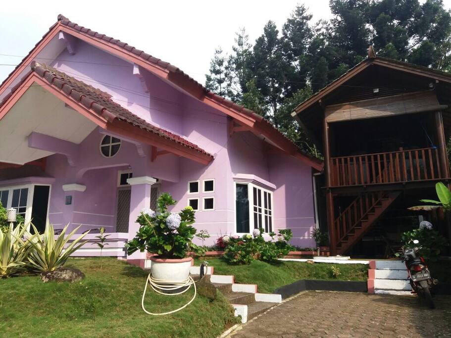 VILLA LOTUS - PUNCAK,CIPANAS - Villas untuk Disewakan di 