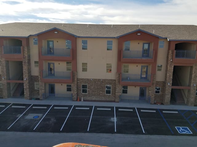 APT. 101- 1 BEDROOM FURNISHED 【 JULY 2021 】 Artesia, New Mexico (NM