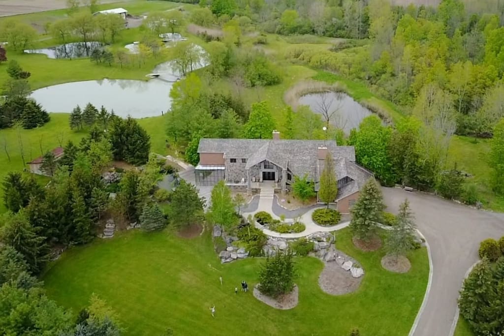 Nature's Oasis Retreat Nature's Dream Bed and breakfasts for Rent in Southwold, Ontario, Canada