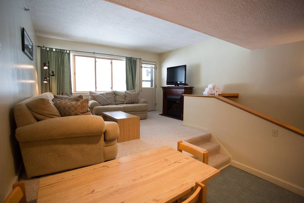 Living and Dining Area