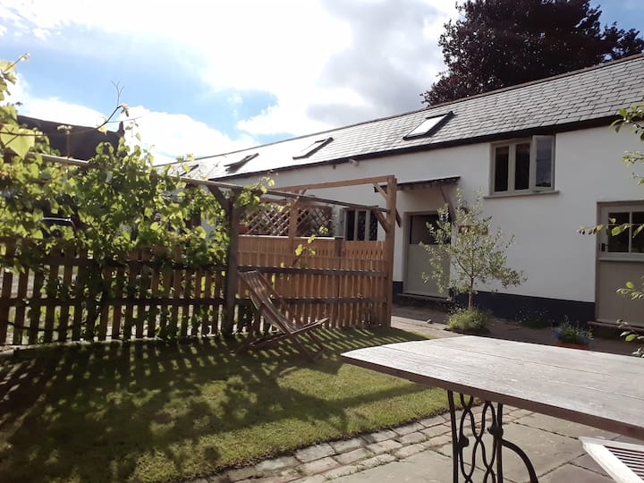 Tipton Saint John Holiday Rentals & Homes England, United Kingdom