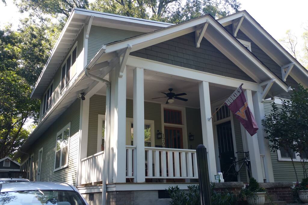 Entrance is on the side off the driveway