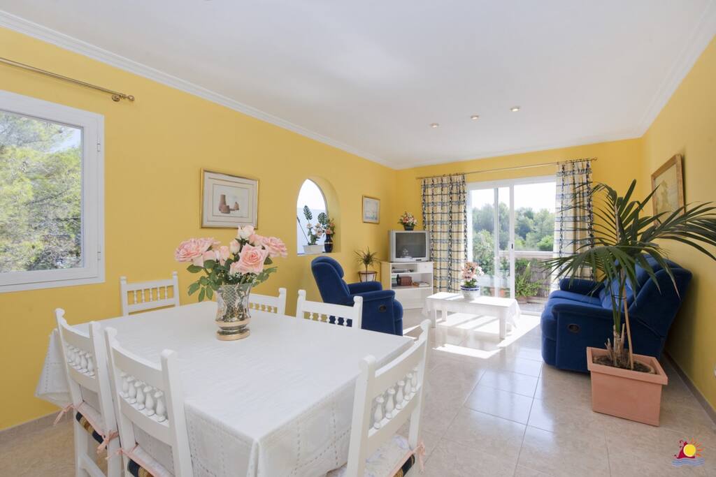 Livingroom/Diningroom