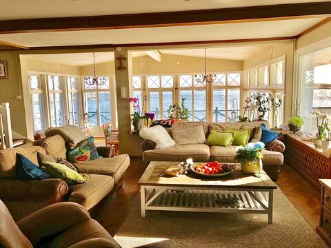 (8bed)Large Villa on the beach near GothenburgC.