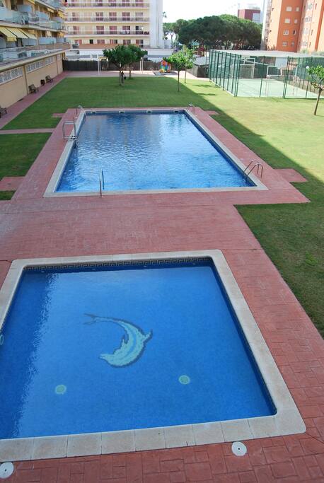 2 piscinas