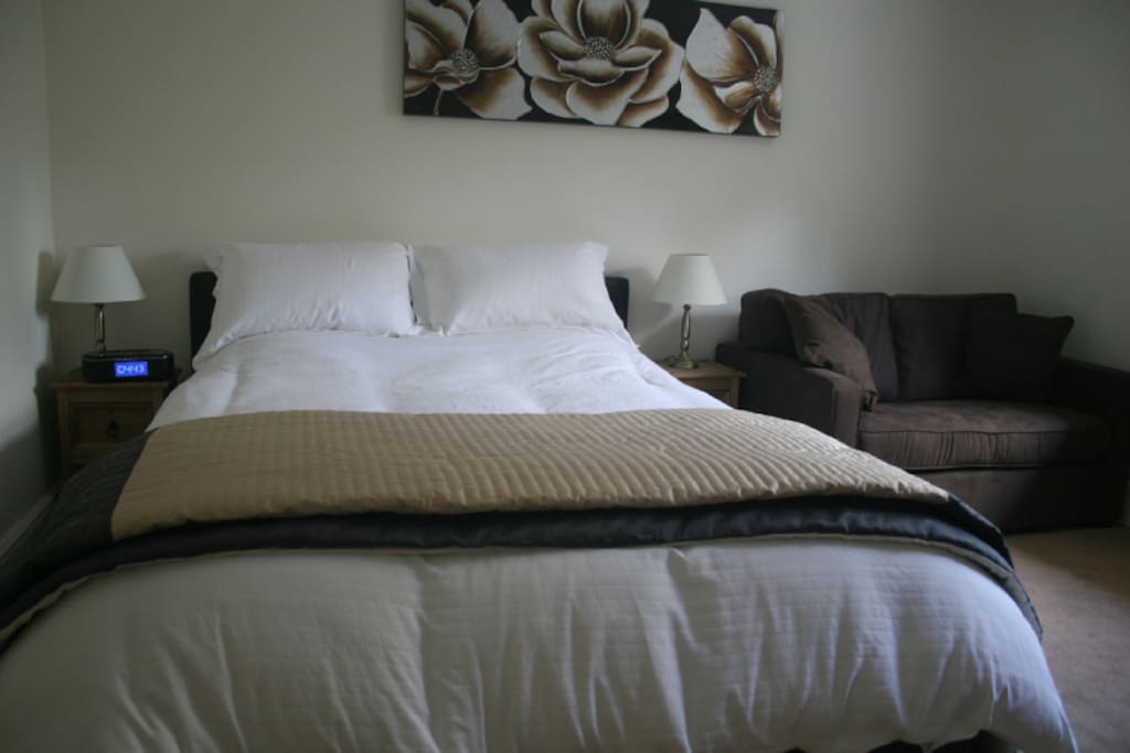 King size double bed