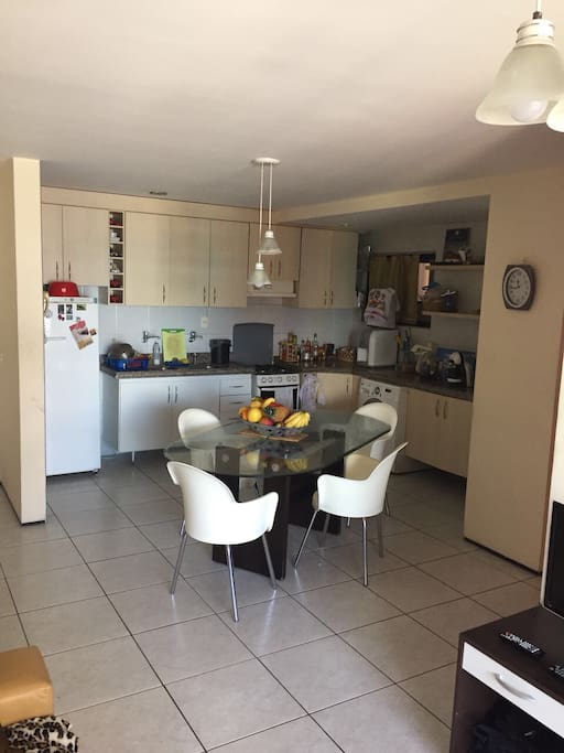Cozinha integrada com a sala