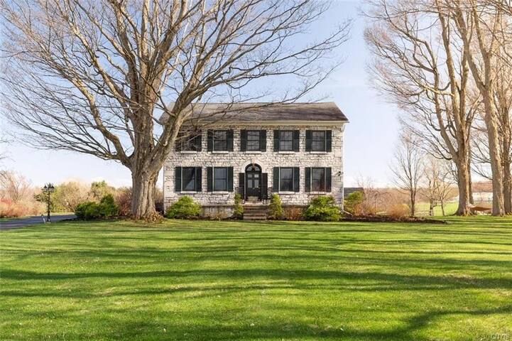 Dorwin Manor, William Room