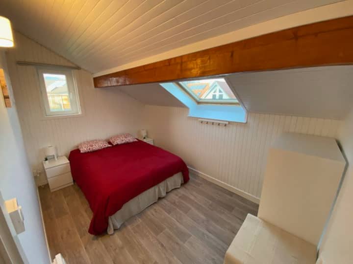 FerneyVoltaire Vacation Rentals & Homes AuvergneRhôneAlpes, France Airbnb