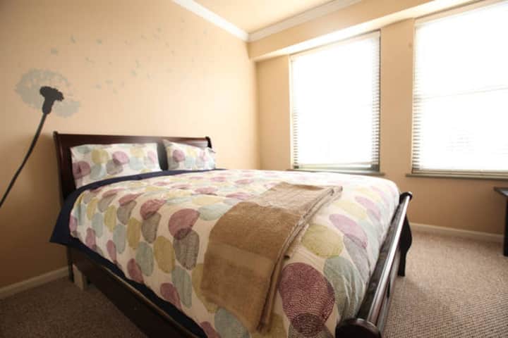 საძინებელი 1