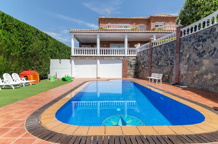 Club Villamar – Champagne gallery image 4