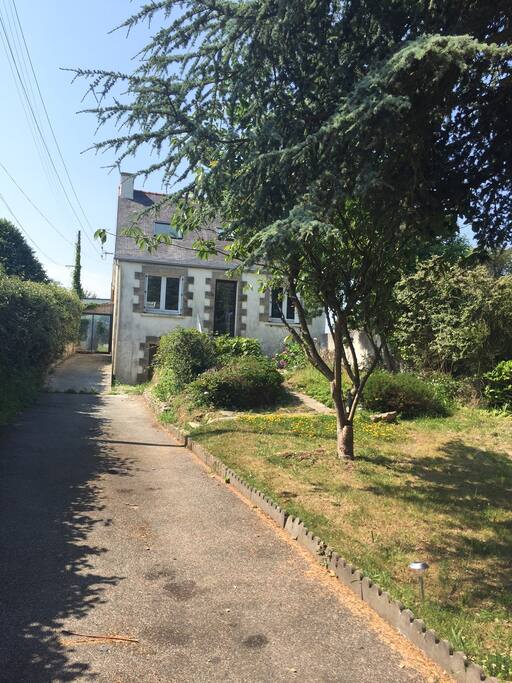 Jardin/Garten devant/vorne
