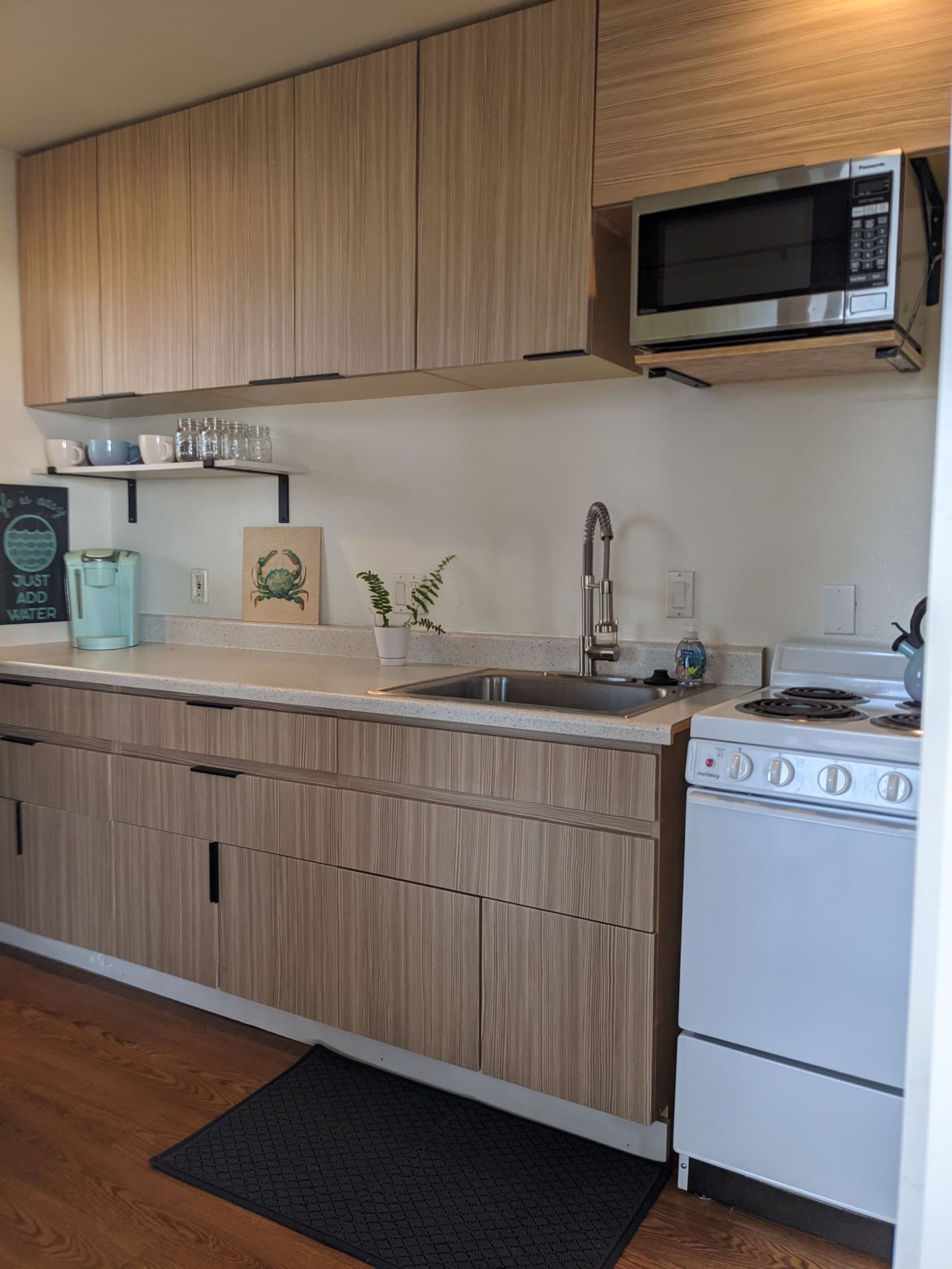 Guesthouse in Kailua-Kona · ★4.99 · 2 bedrooms · 2 beds · 1 bath - Image 10