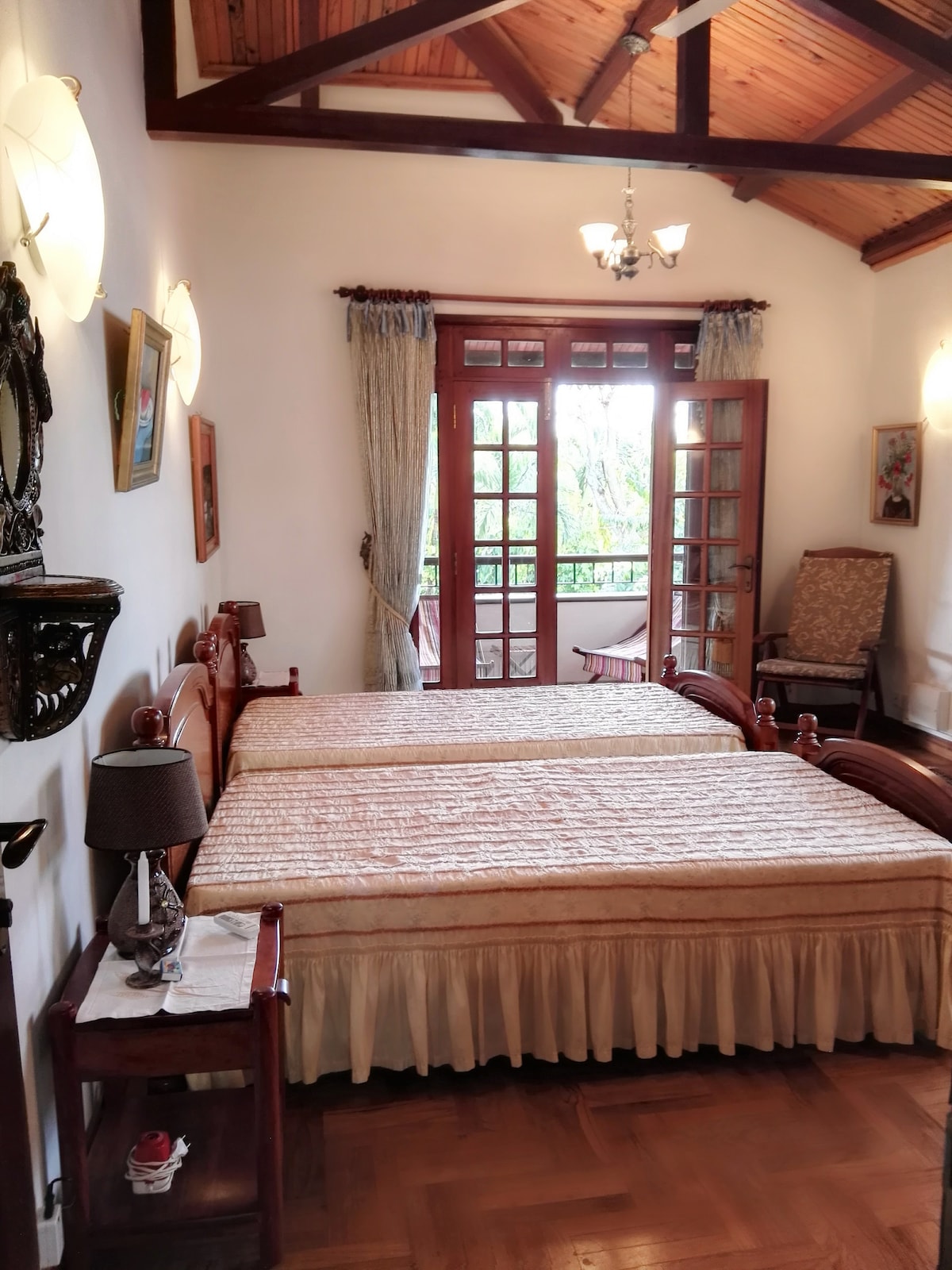 חדר שינה מס '2 - מואר מאוד.