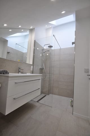 listing_image