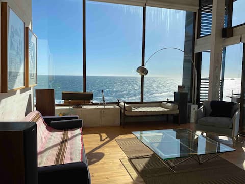 Family House with Incredible Ocean View