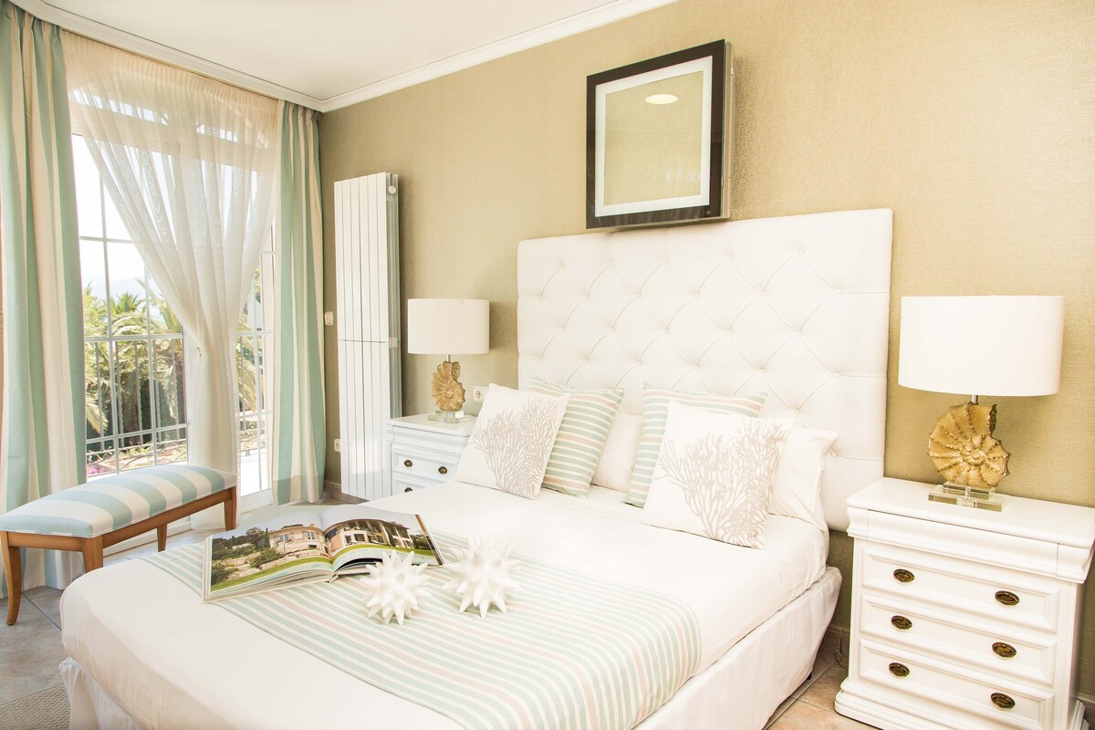 Villa de lujo Cap Blanc (Cullera), dormitorio doble 9.