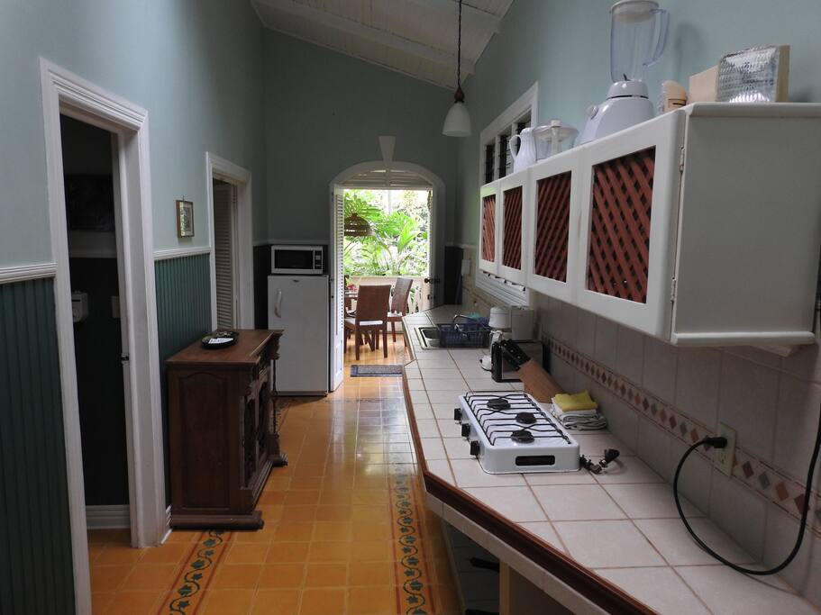 Fully equipped kitchen