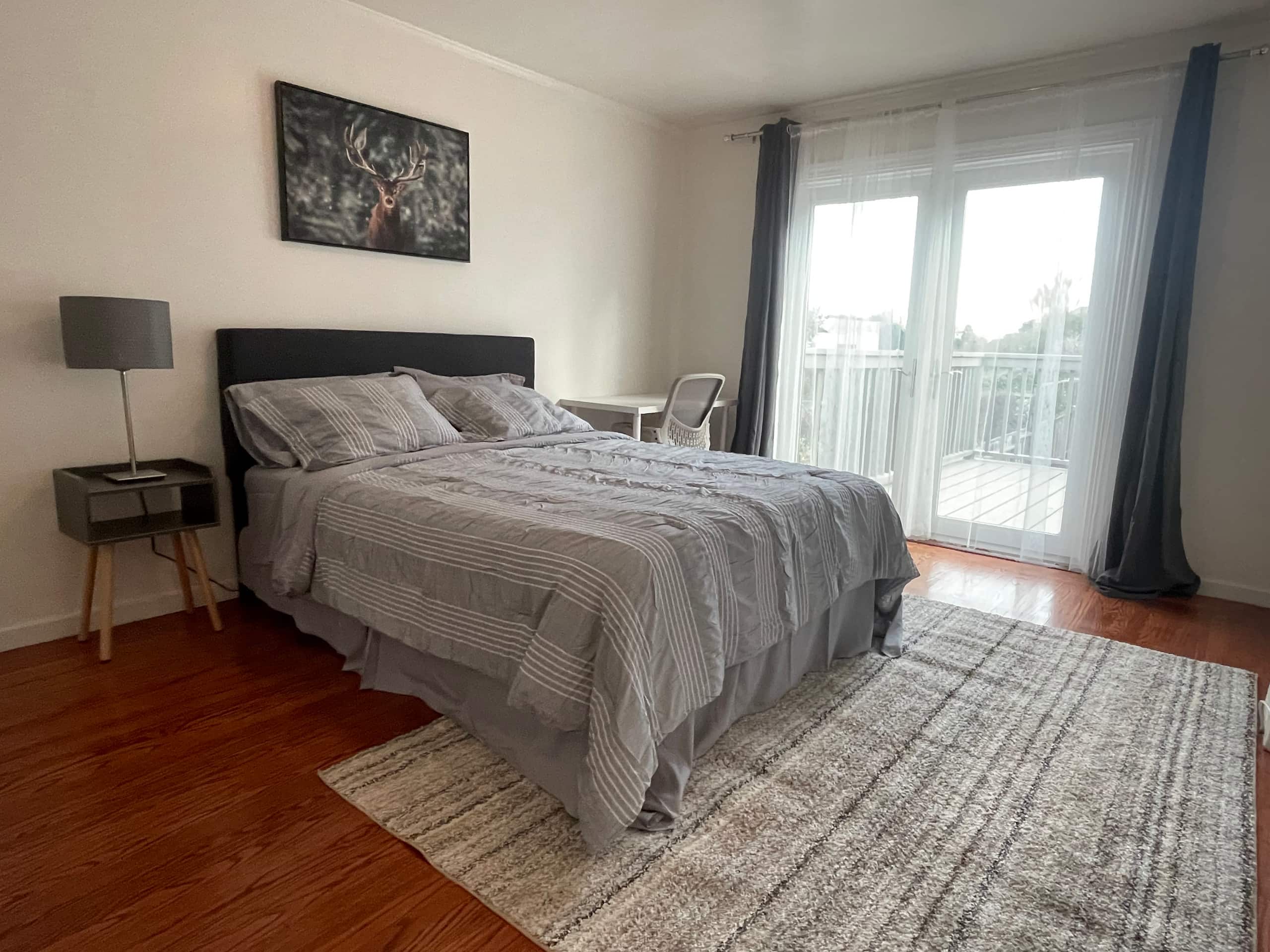 Home in San Francisco · ★4.86 · 2 bedrooms · 3 beds · 1 bath - Image 4