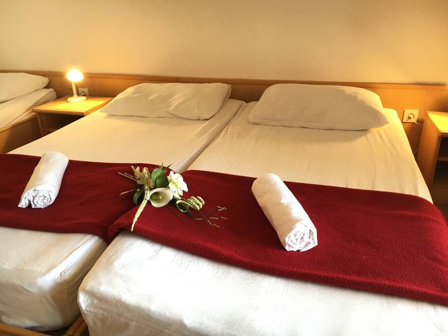 Sleeping room with 4 beds