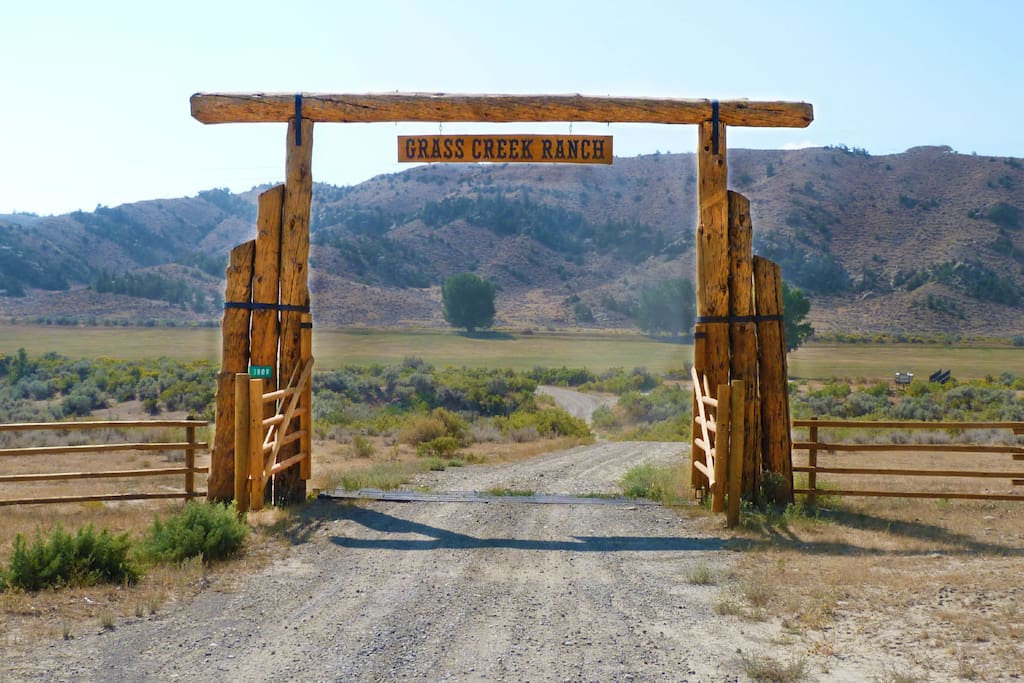 Look for our Archway on the left!