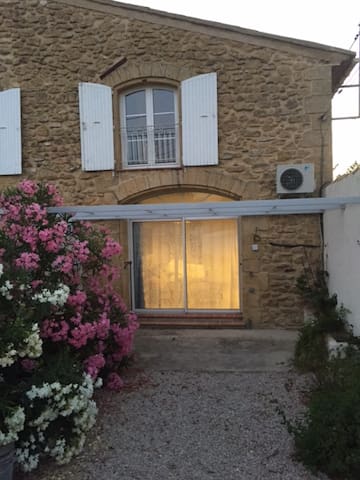Airbnb Salon De Provence Holiday Rentals Places To Stay