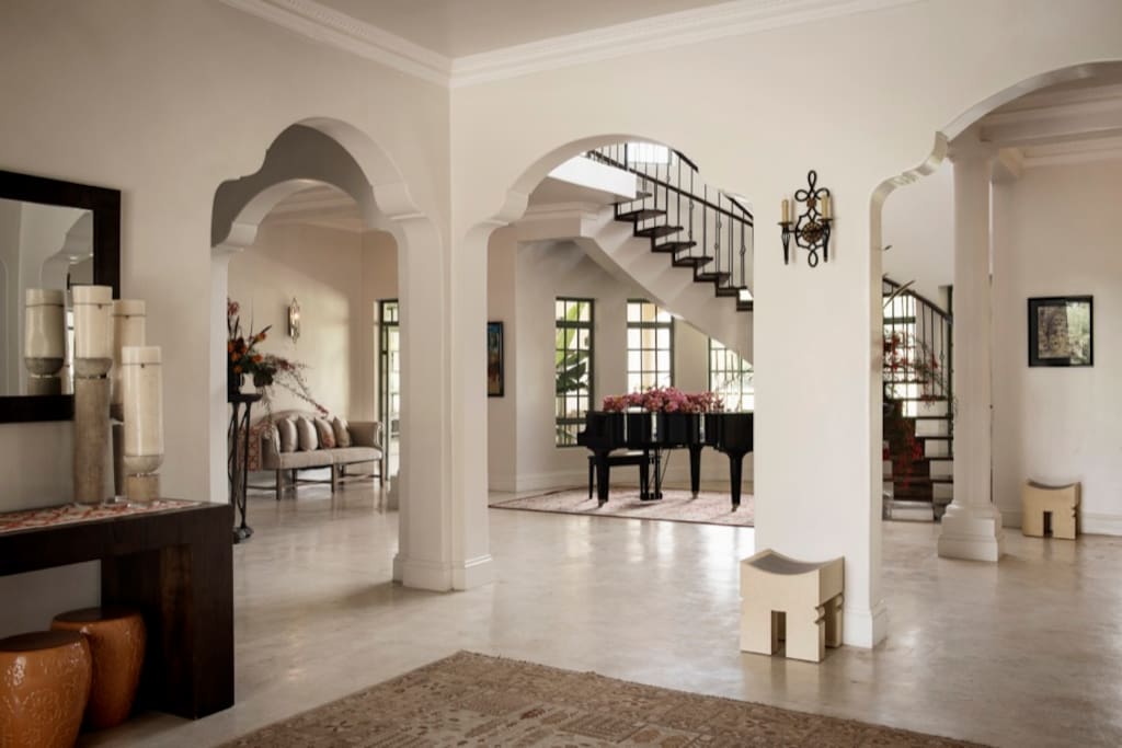 Huge Entrance gallery