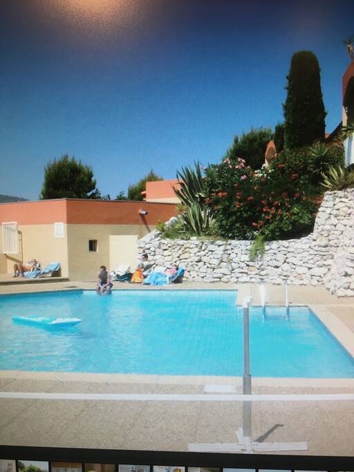 Piscine partagée