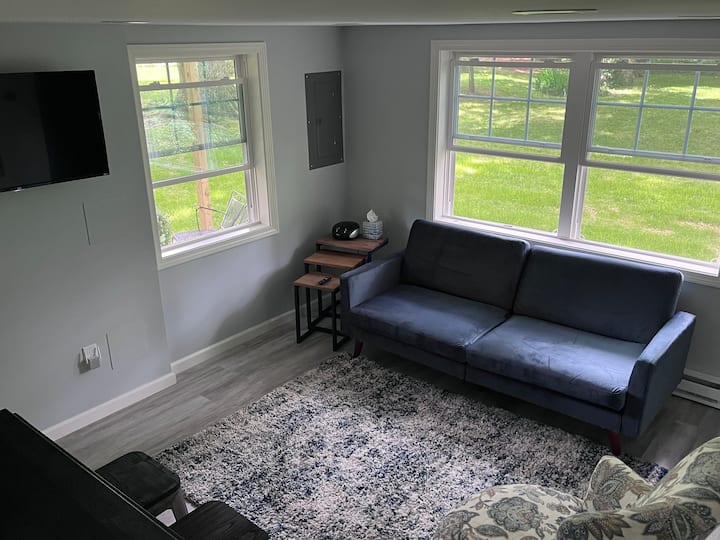 Cute Cottage Near Uconn, Lake, And Restaurants. - Coventry, CT
