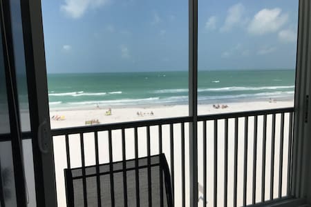 Beach & Pool Open! Direct Beachfront. Sunset View!