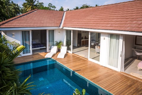 Ahangama New villa for 6 with private pool
