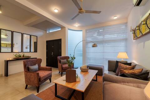 Home Base - Colombo